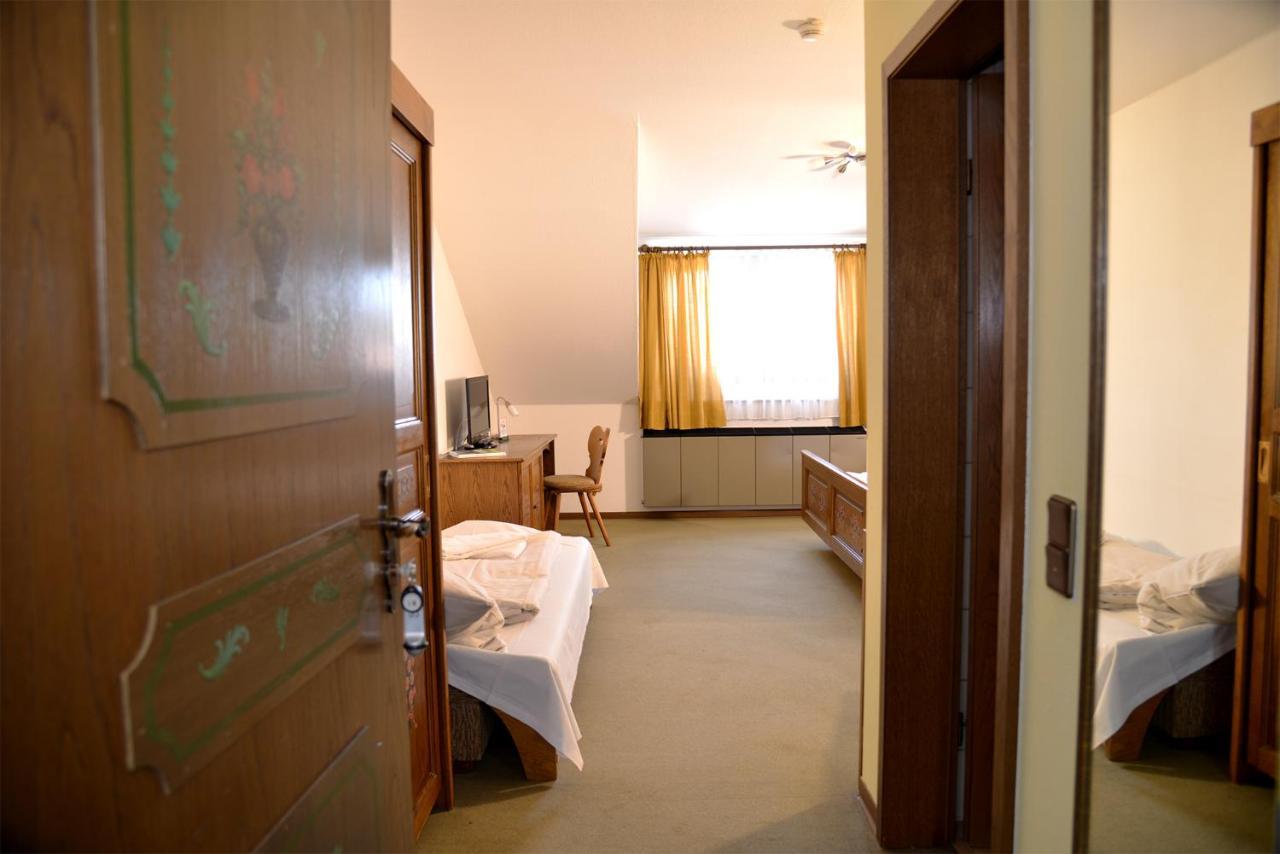 Hotelgasthof Schmucker Mossautal Exterior foto